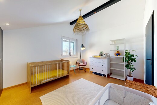 room / bedroom featuring baseboards