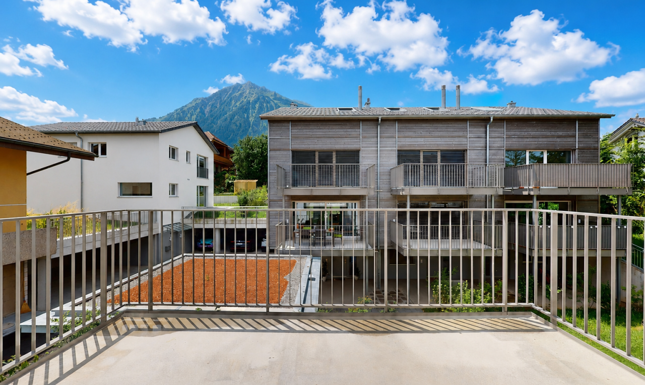 terrasse mit blick auf die berge, mountain view, day time, und balkon