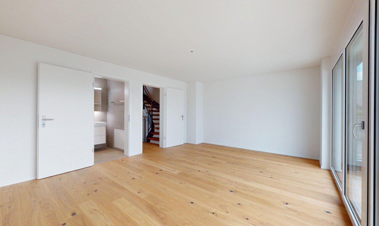 leerer raum mit natürliches licht, natural light, treppen, gipskartonwand, und drywall
