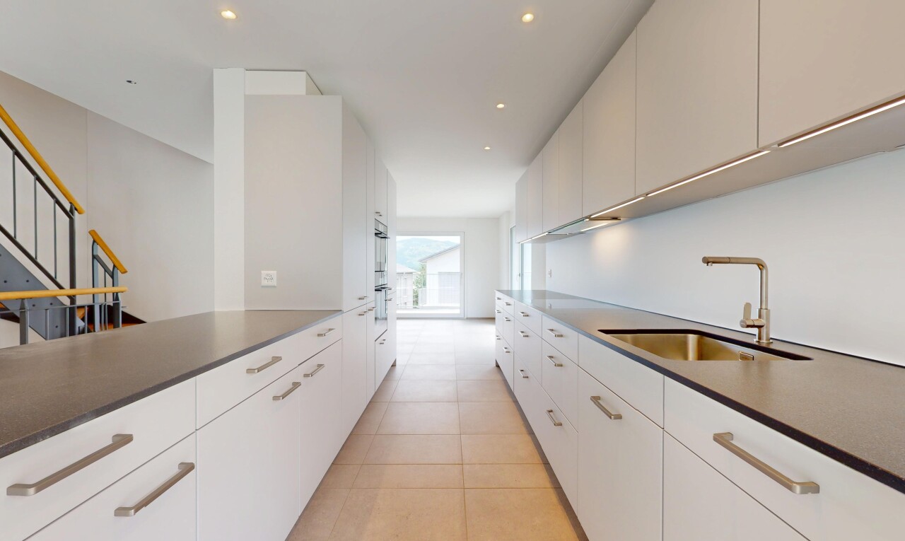 küche mit natürliches licht, natural light, waschbecken, einbauleuchten, und recessed lighting