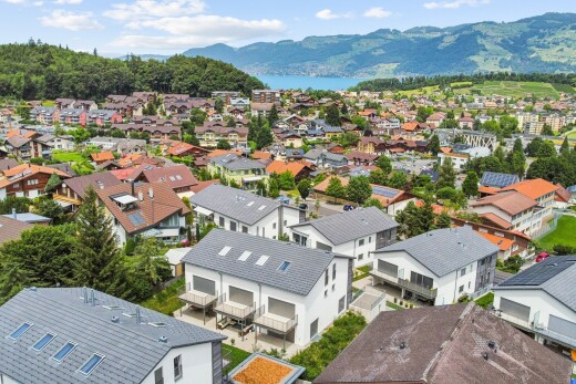 außenansicht mit day time, blick auf die berge, mountain view, wohngebietblick, und residential view
