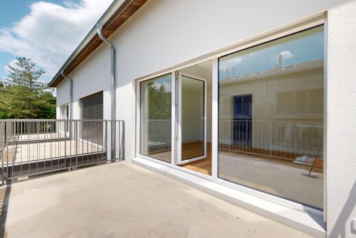 terrasse mit day time, from property, und terrasse