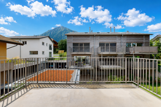 terrasse mit blick auf die berge, mountain view, day time, und balkon