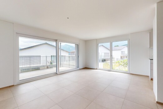 pièce vide avec cloison sèche, drywall, lumière naturelle, natural light, et inside property