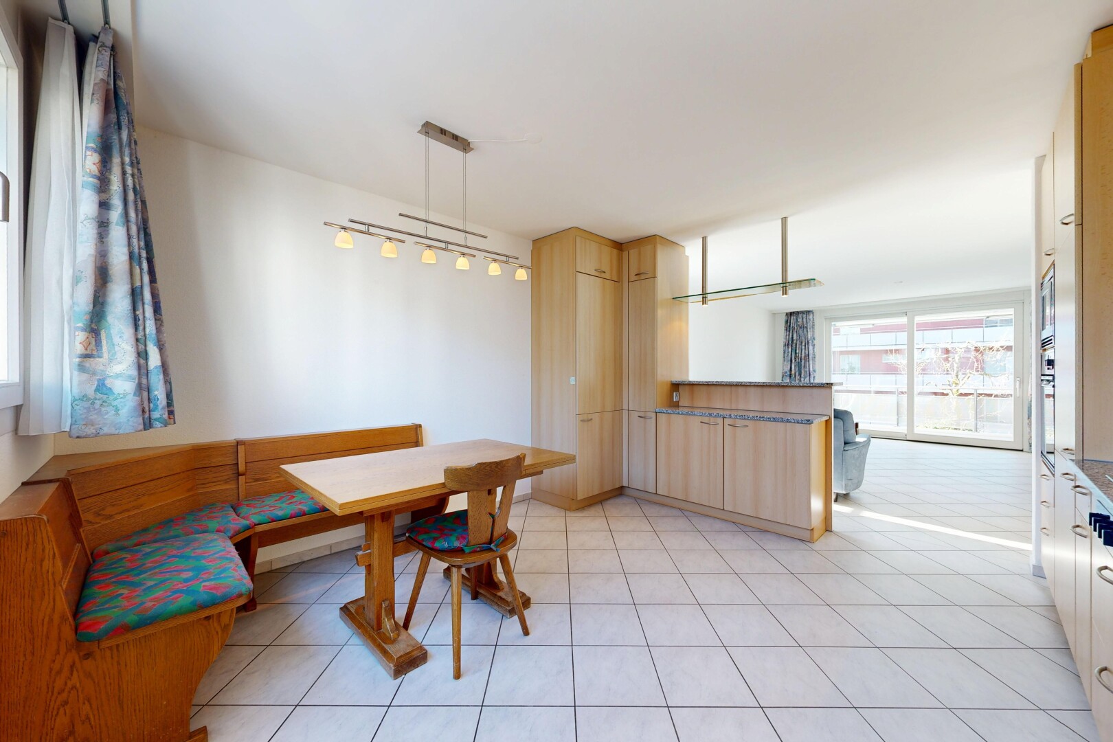 dining area with breakfast area and plenty of natural light