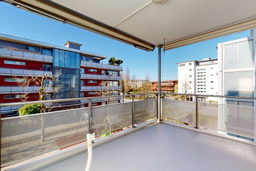 balcon avec balcon, apartment complex view, day time, et from property