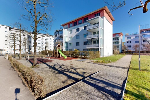 extérieur du bâtiment avec apartment complex view, vue sur le complexe d'appartements, day time, et from community
