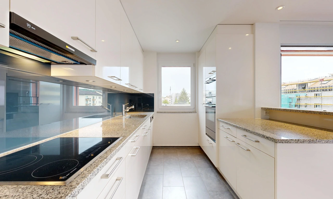 küche mit dunstabzugshaube, light countertops, herd, stone countertops, und stein arbeitsplatten