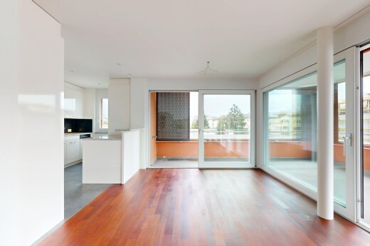 leerer raum mit außenzugang, inside property, gipskartonwand, drywall, und holzfußboden
