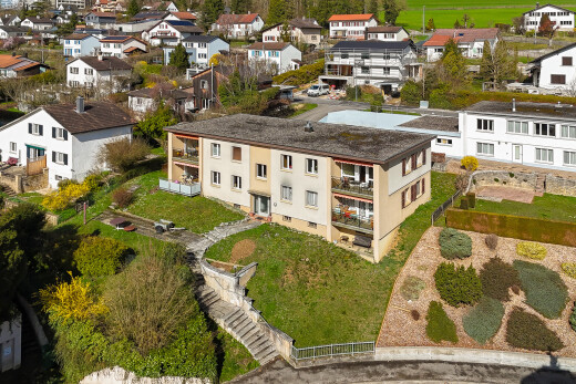 extérieur du bâtiment avec vue résidentielle et residential view