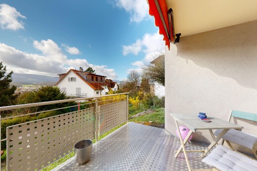 balkon mit from property, day time, und balkon