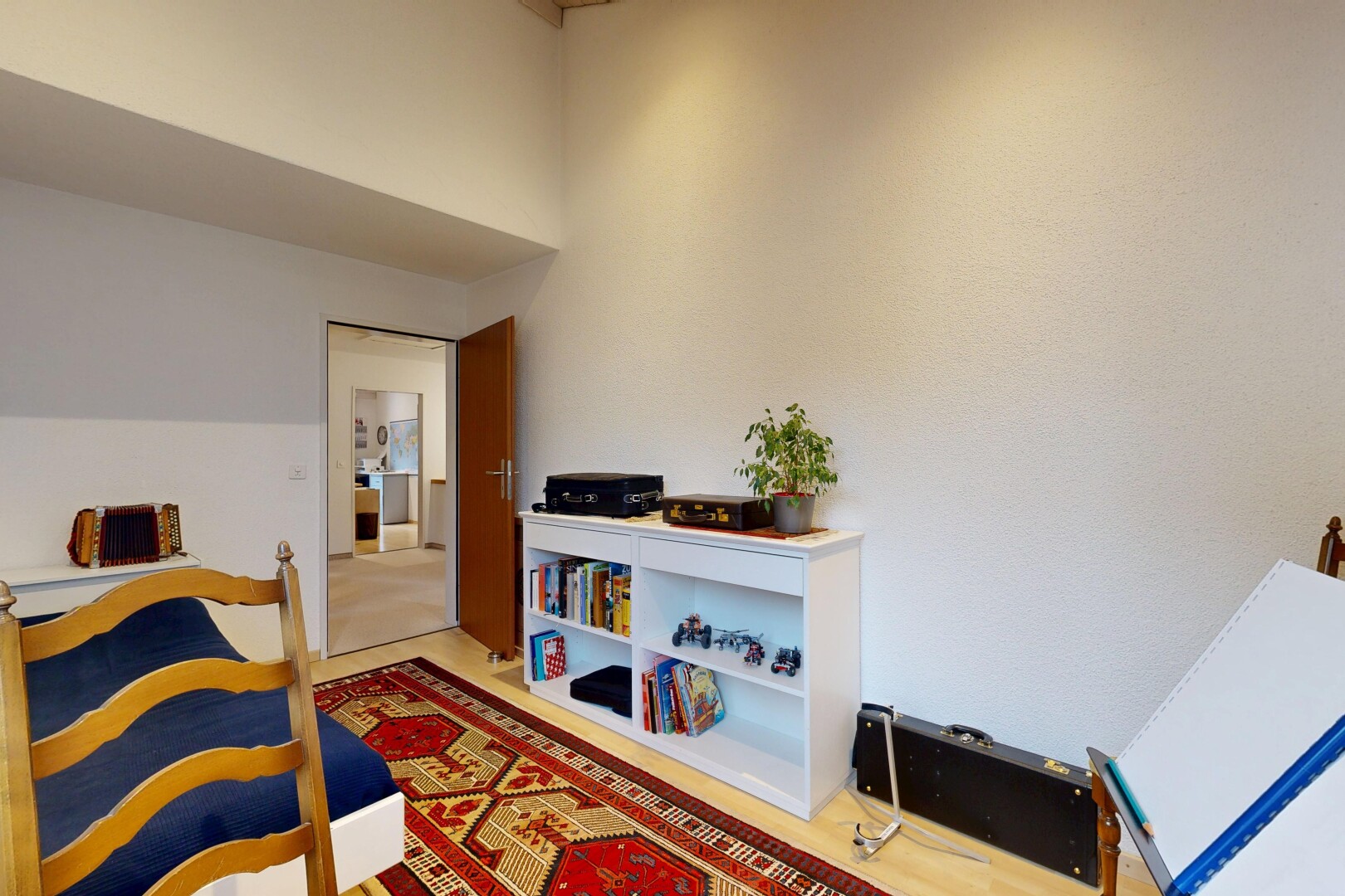 zimmer / schlafzimmer mit inside property, gipskartonwand, und drywall