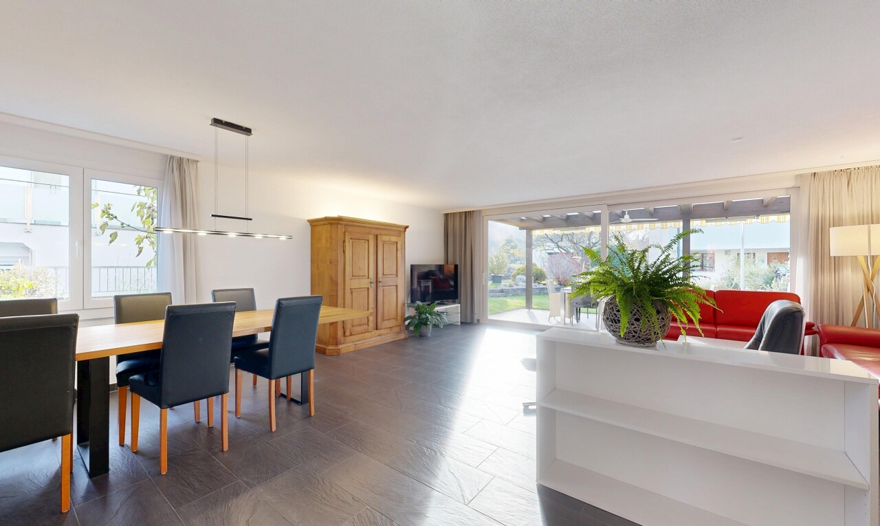 wohn- / esszimmer mit natürliches licht, natural light, inside property, gipskartonwand, und drywall