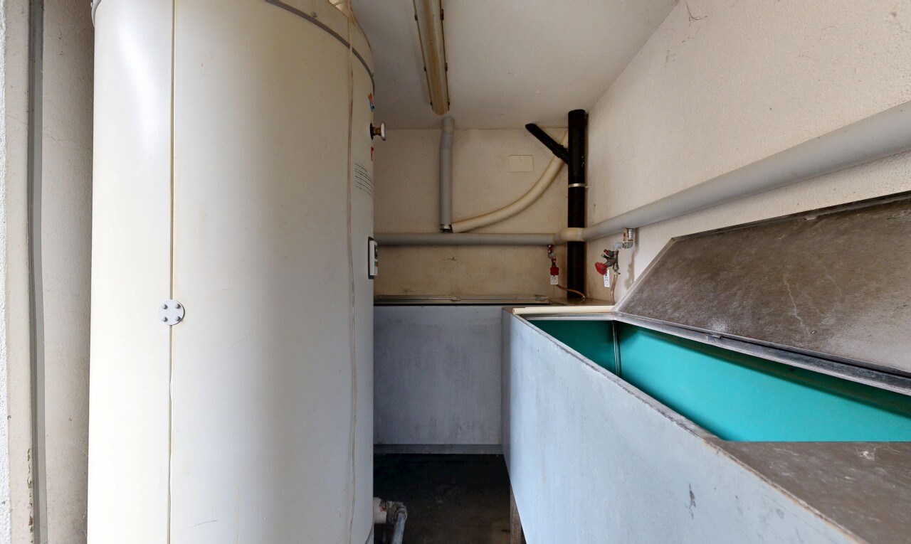 piscine avec inside property