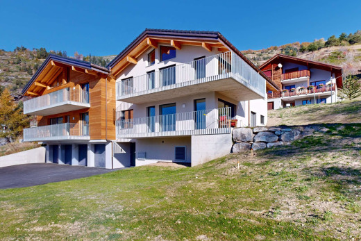 außenansicht mit rasen