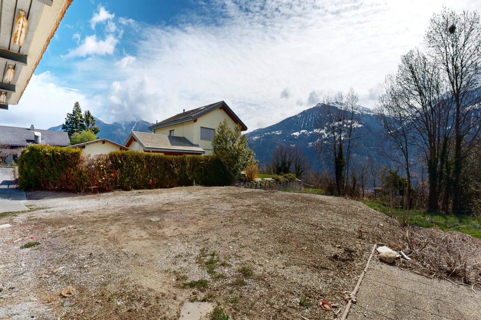 façade avec vue sur la montagne, mountain view, et day time