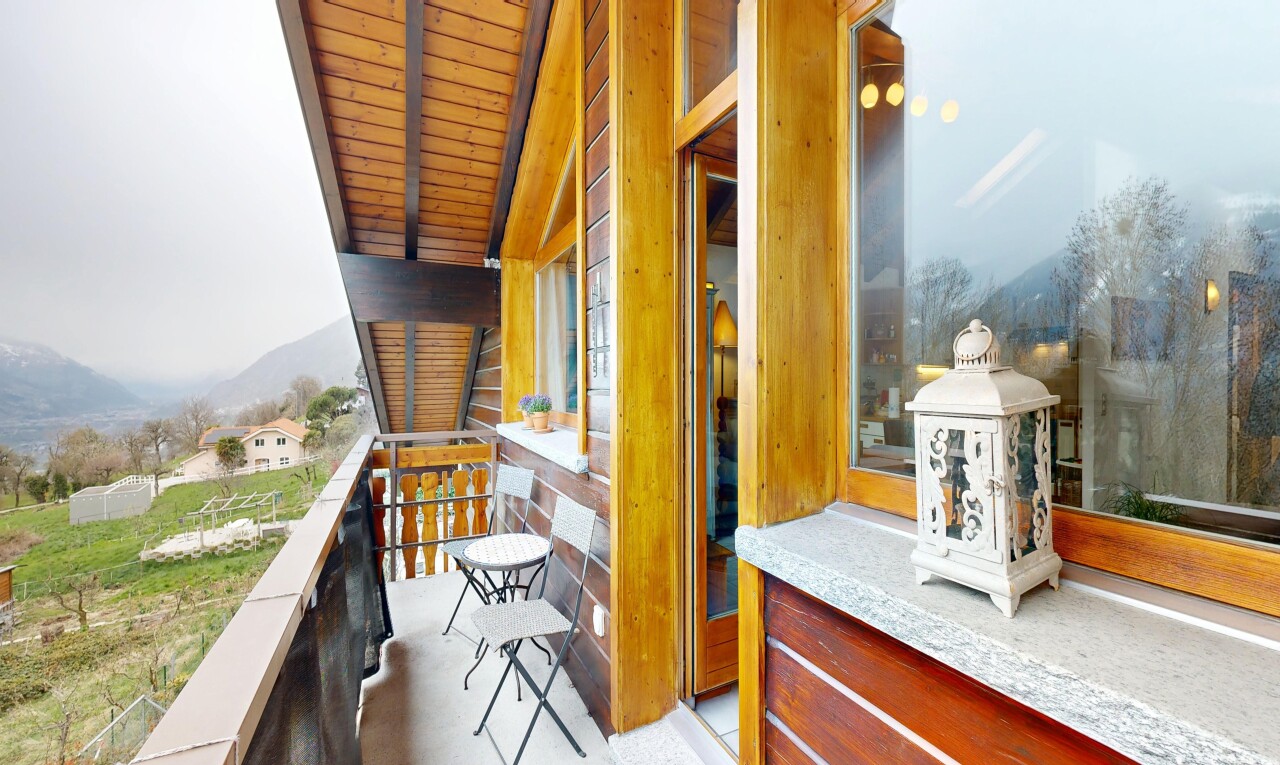 balcon avec balcon, overcast, et from property