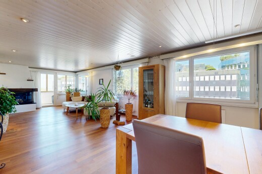 wohn- / esszimmer mit inside property, gipskartonwand, drywall, natürliches licht, und natural light