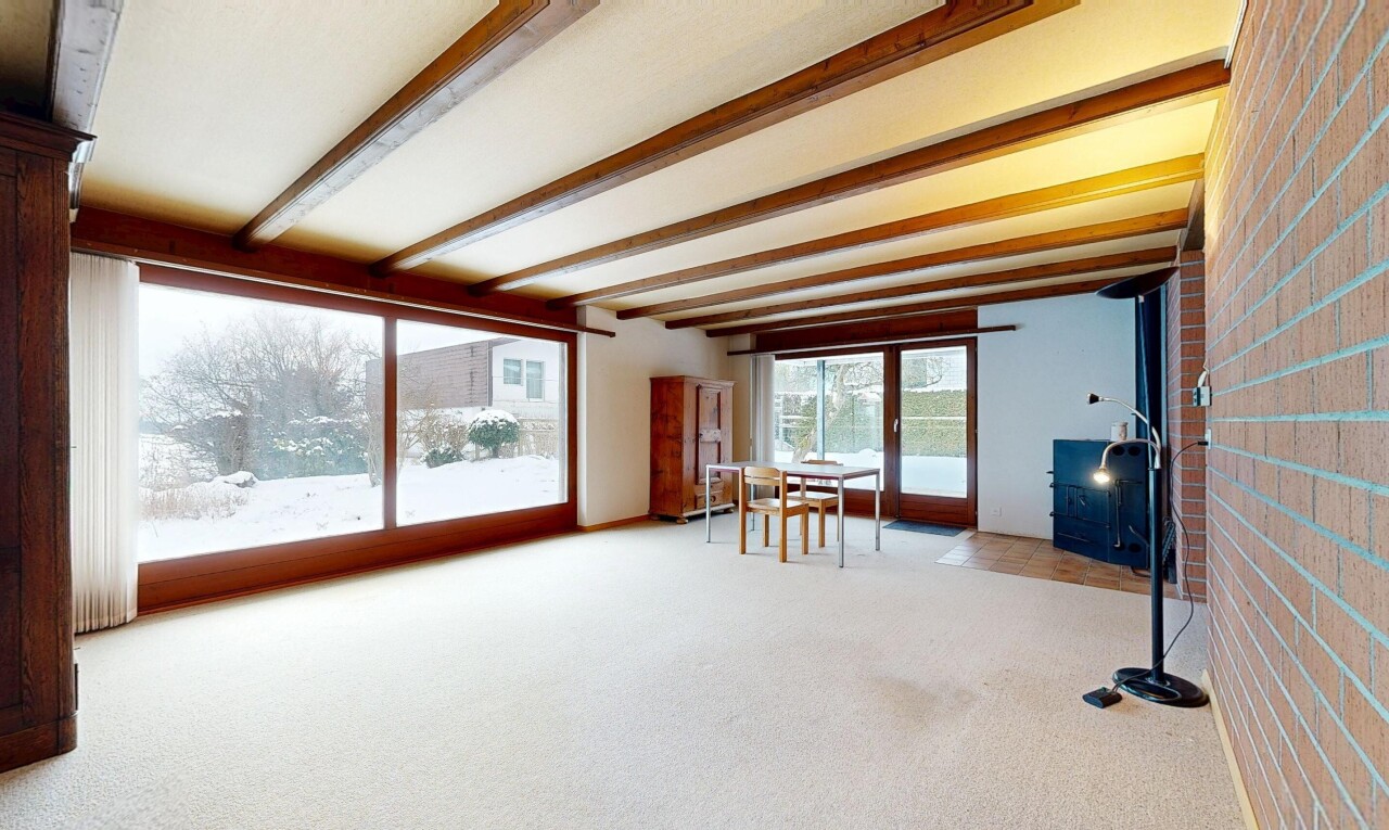 pièce vide avec cloison sèche, drywall, lumière naturelle, natural light, et inside property