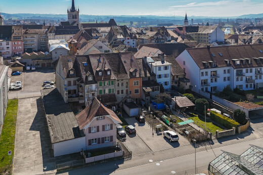 extérieur du bâtiment avec vue résidentielle