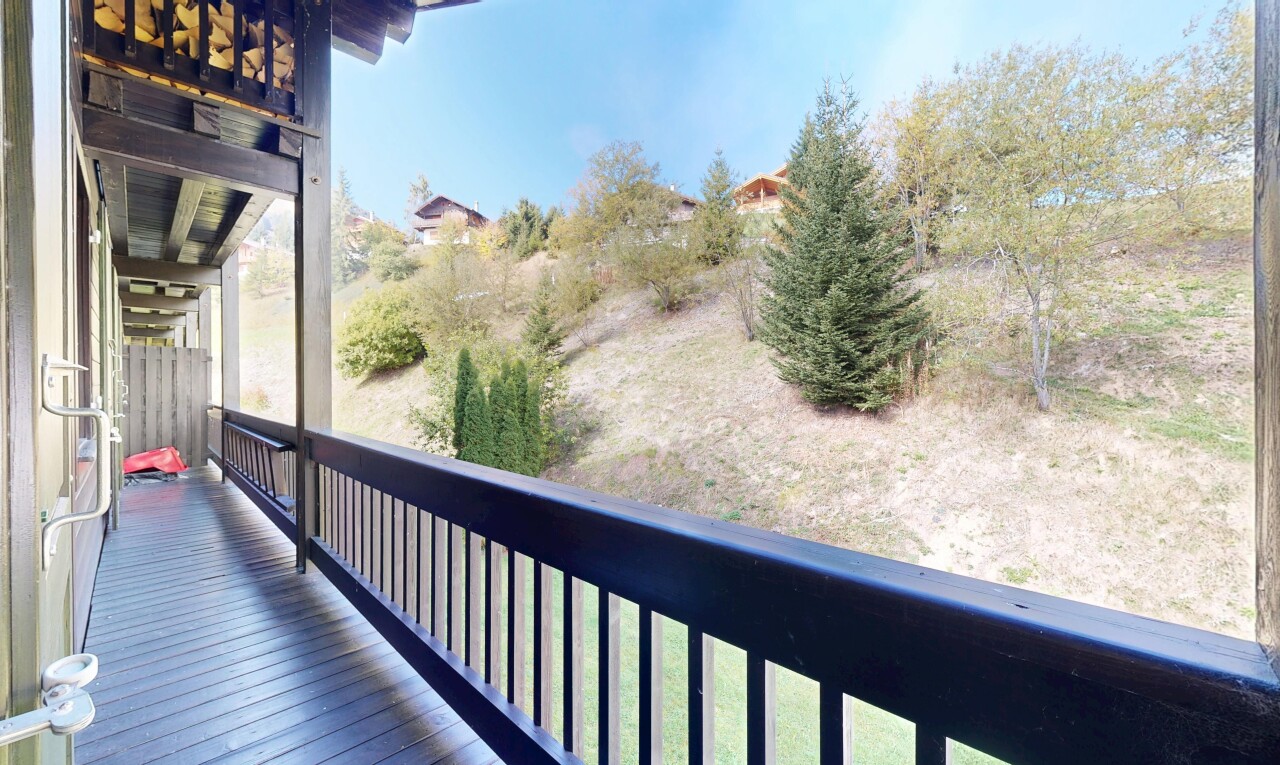 balcon avec day time, from property, et balcon