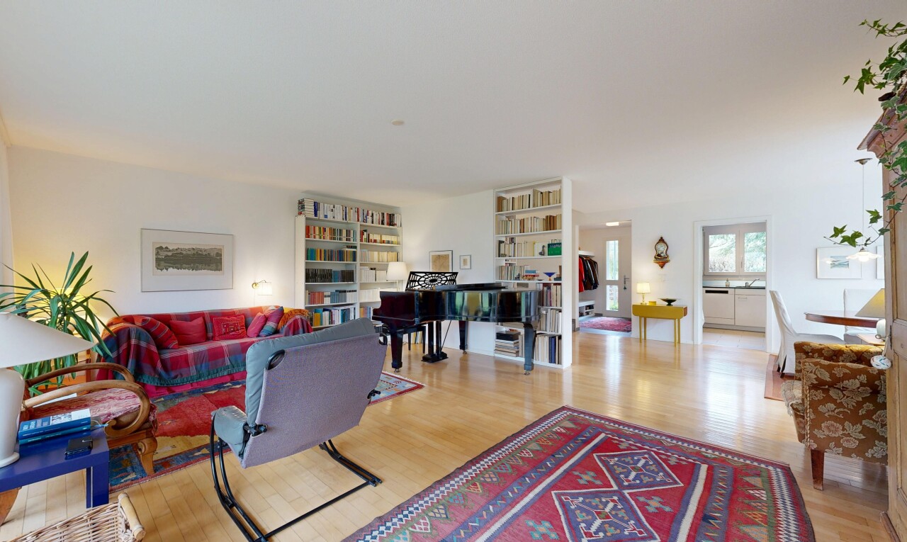 wohnzimmer mit holzfußboden, wood finish floor, inside property, gipskartonwand, und drywall