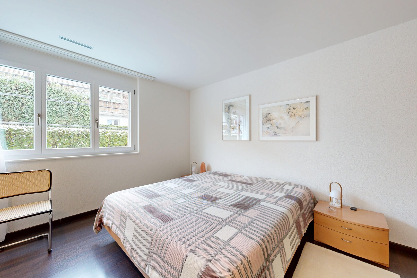 chambre avec lumière naturelle, natural light, inside property, cloison sèche, et drywall