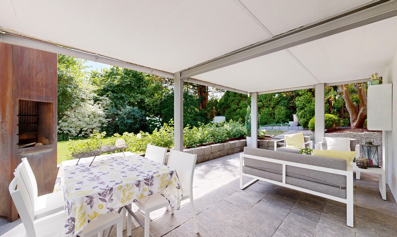 terrasse mit essbereich im freien, terrasse, und wohnraum im freien