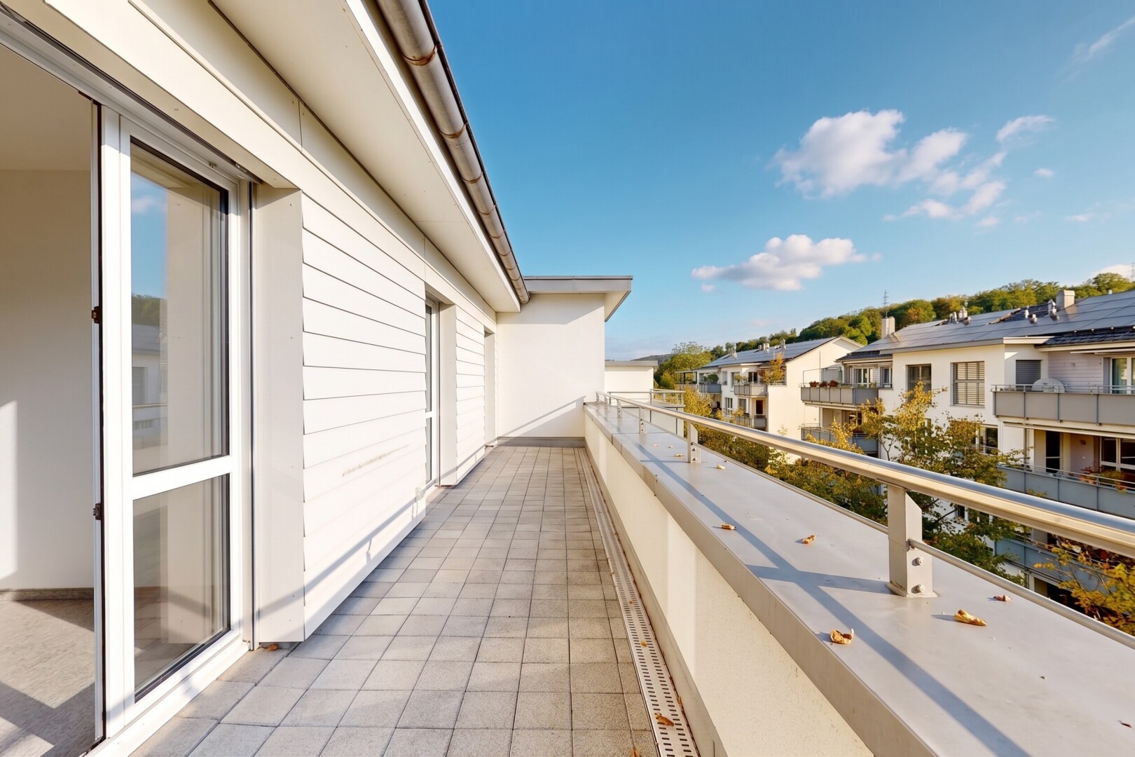 balcon avec balcon, day time, et from property