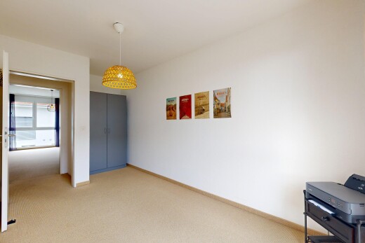 leerer raum mit gipskartonwand, drywall, inside property, teppich, und carpet