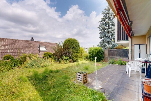 garten mit from property, day time, terrasse, und zaun
