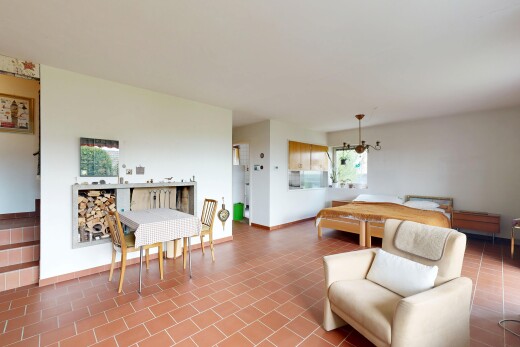 wohn- / esszimmer mit natural light, natürliches licht, inside property, drywall, und gipskartonwand