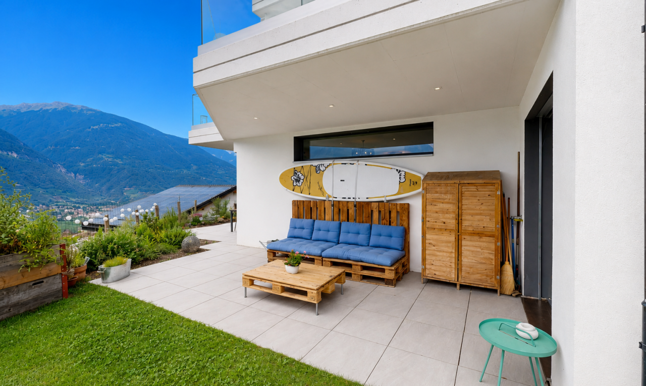 terrasse avec mountain view, vue sur la montagne, espace de vie extérieur, from property, et terrasse