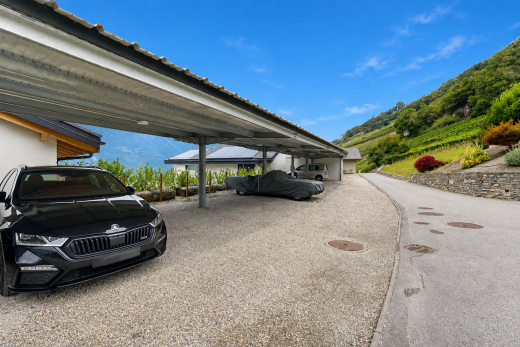 parking avec day time et from property