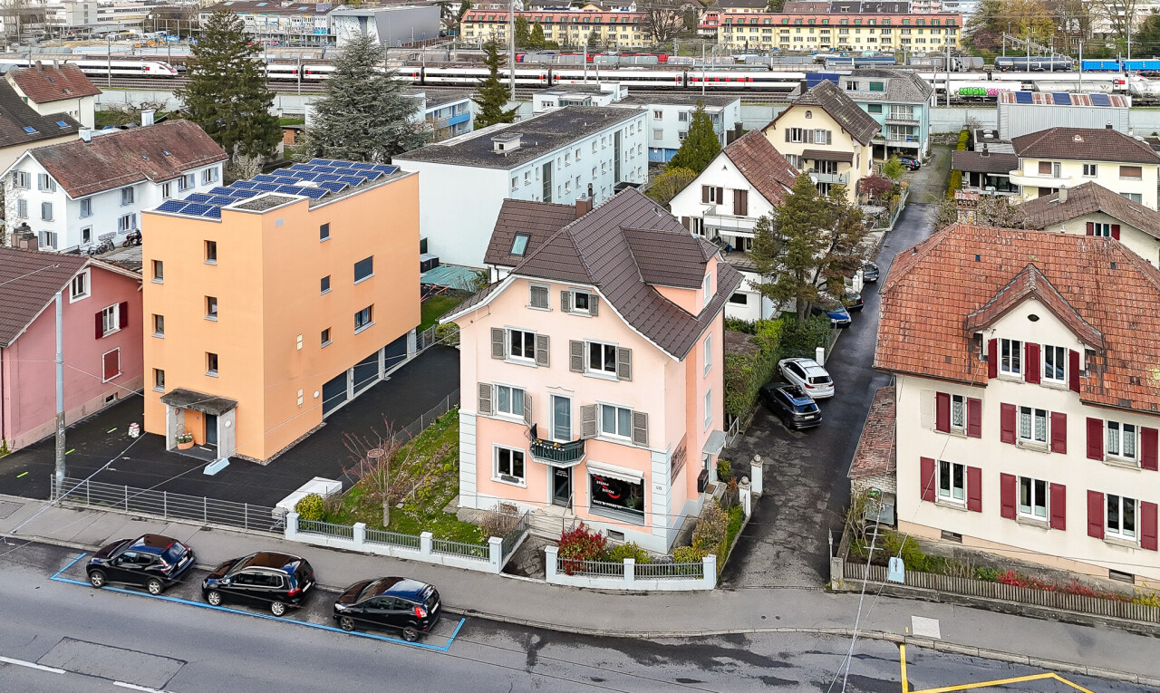 view of building exterior