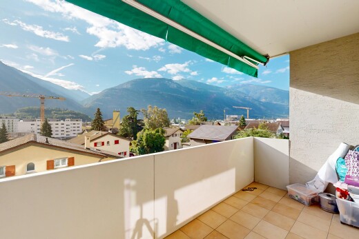 balcon avec balcon, mountain view, vue sur la montagne, view focus, et from property