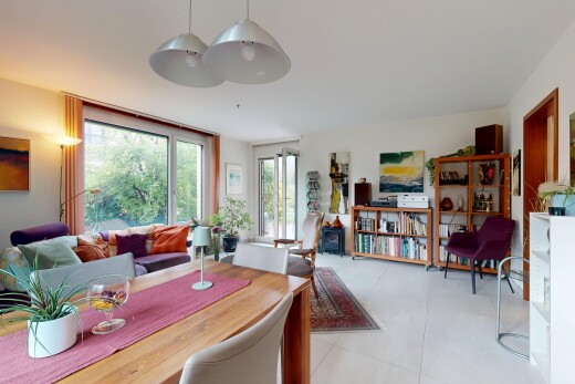 wohn- / esszimmer mit natural light, natürliches licht, inside property, drywall, und gipskartonwand