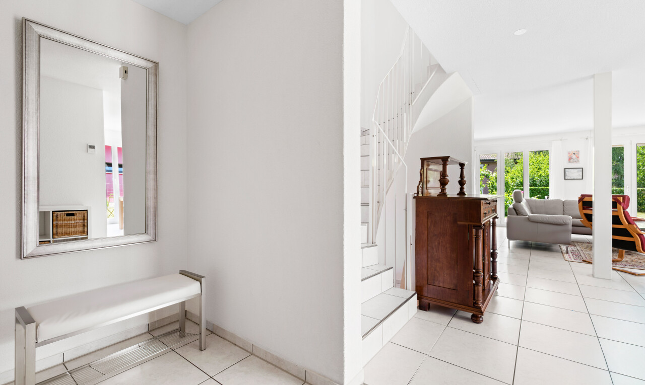 room / bedroom featuring light tile patterned floors