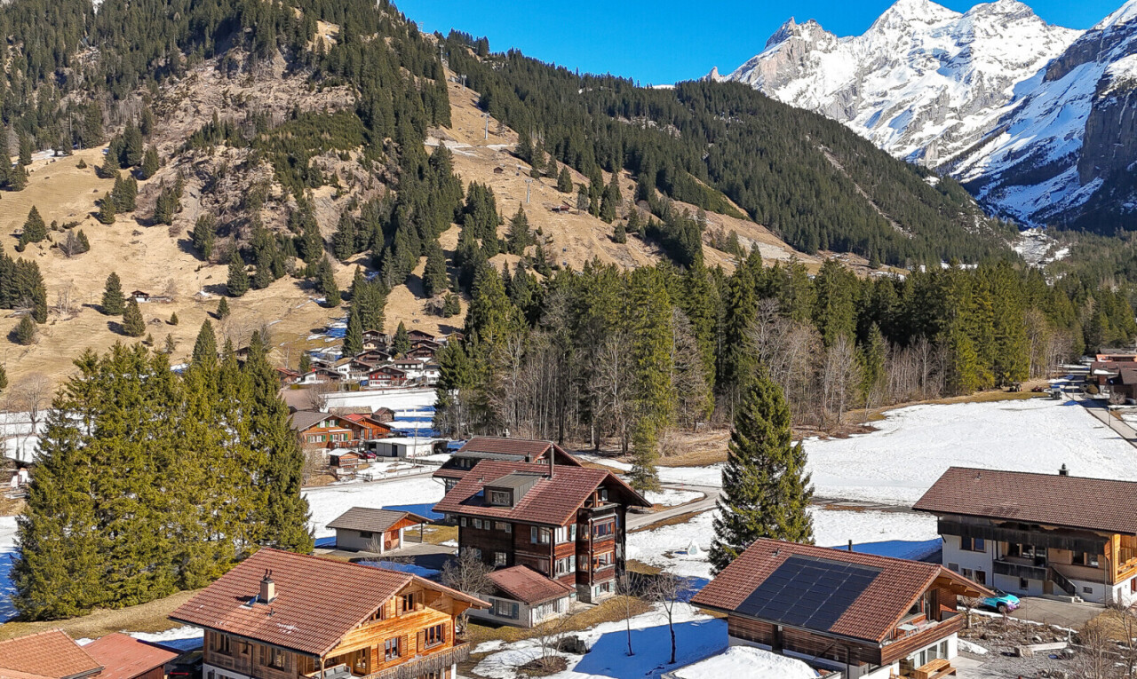 vue sur la montagne avec vue sur la montagne, mountain view, day time, et snow