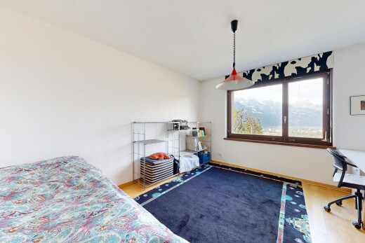 chambre avec inside property, natural light, lumière naturelle, drywall, et cloison sèche