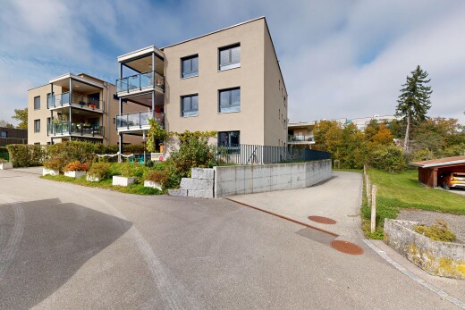 extérieur du bâtiment avec day time et property visible