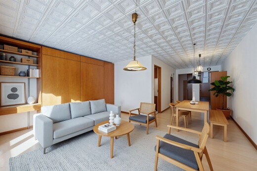 wohn- / esszimmer mit inside property, gipskartonwand, drywall, blechdecke, und tin ceiling