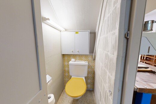 bad mit inside property und toilette