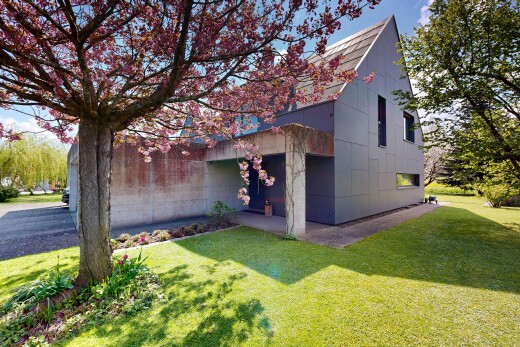 façade avec day time, pelouse, from property, et bardage vertical