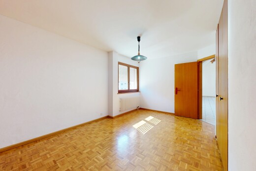 leerer raum mit natürliches licht, natural light, parquet floor, holzfußboden, und wood finish floor