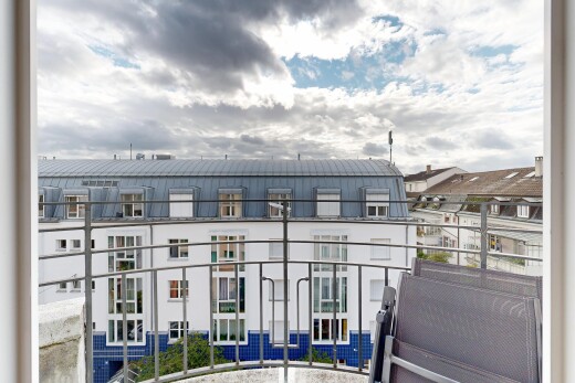 balkon mit balkon und from property