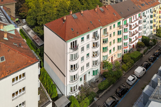 außenansicht mit blick auf wohnanlage, apartment complex view, und drone view
