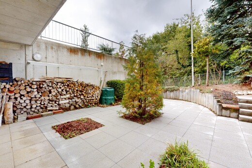 terrasse mit zaun, overcast, und terrasse