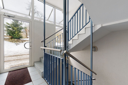 treppe mit natürliches licht