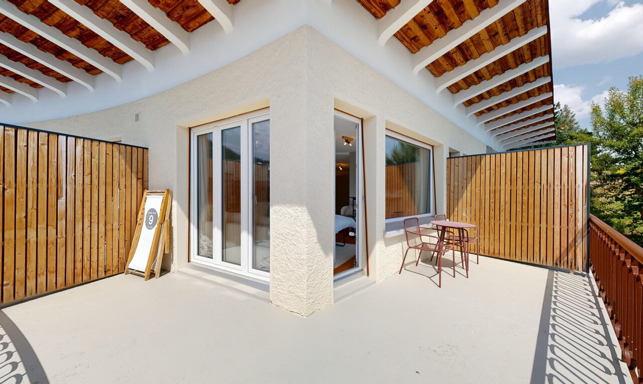 terrasse mit property visible